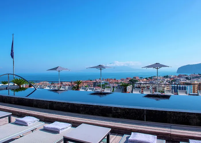 Hilton Palace Península Sorrentina