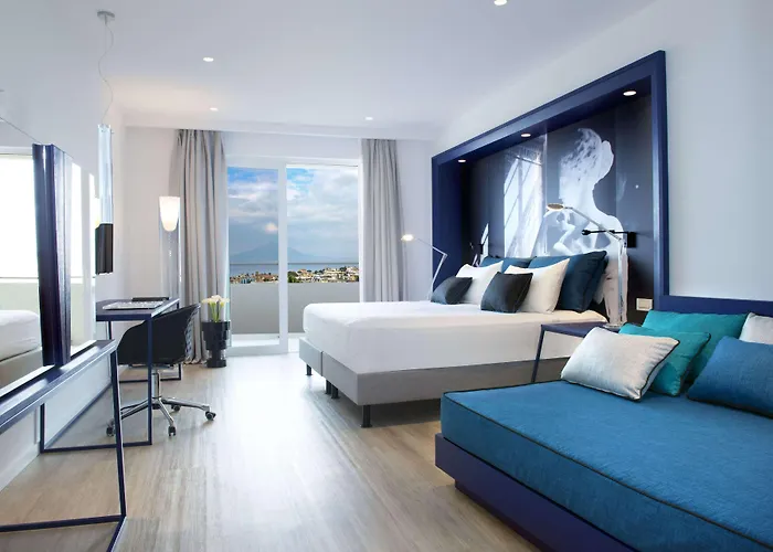 Hilton Palace
