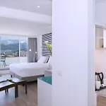 Hilton Palace 4*