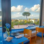 Hilton Palace Отель 4*