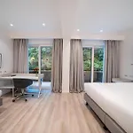 Отель Hilton Palace Сорренто