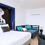 Отель Hilton Palace 4*