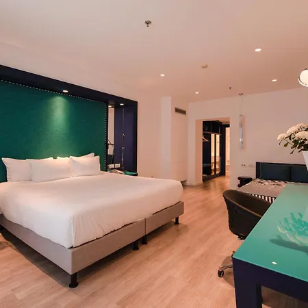 Hotell Hilton Palace 4*