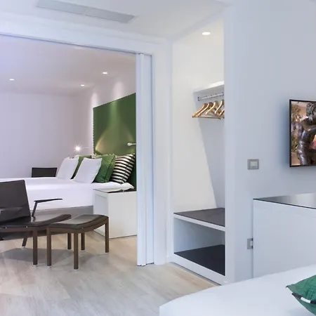 Hotell Hilton Palace 4*