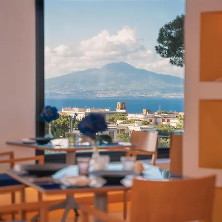 Hotell Hilton Palace 4*