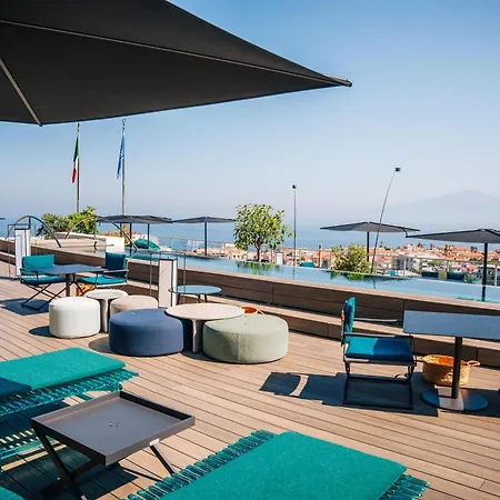 Hilton Palace 4*