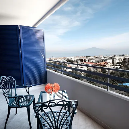 Hilton Palace Ξενοδοχείο 4*