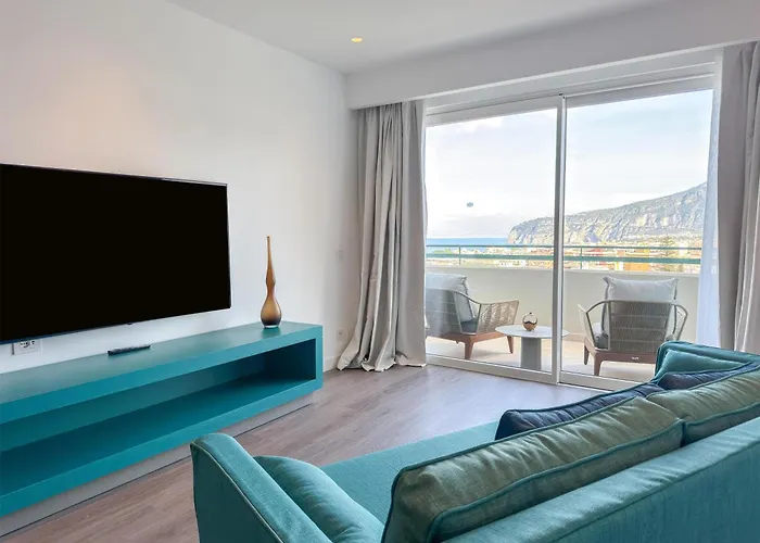 Hilton Palace Otel 4*