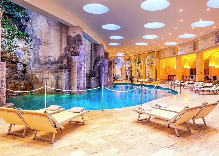 هيلتون بالاس