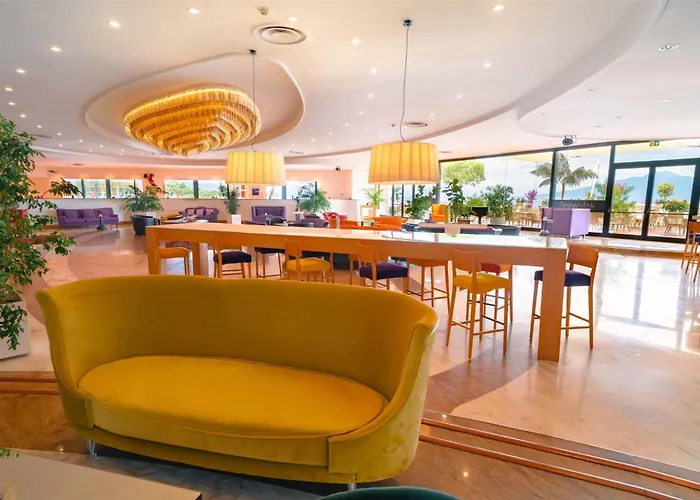 Hilton Palace Hotel 4*