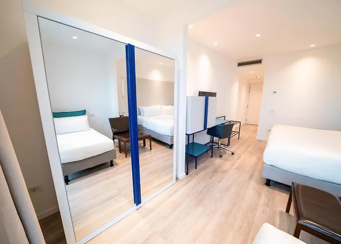 Hotel Hilton Palace 4*